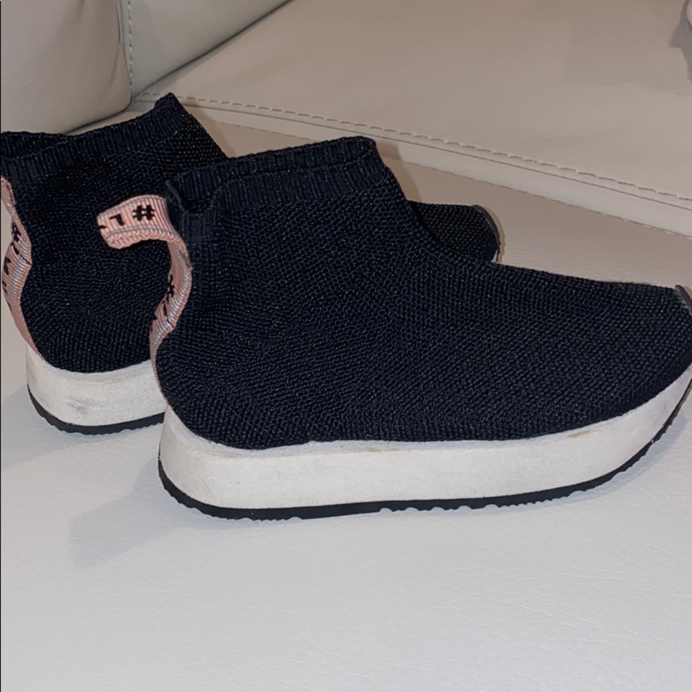 Zara sneakers toddler euro size 26